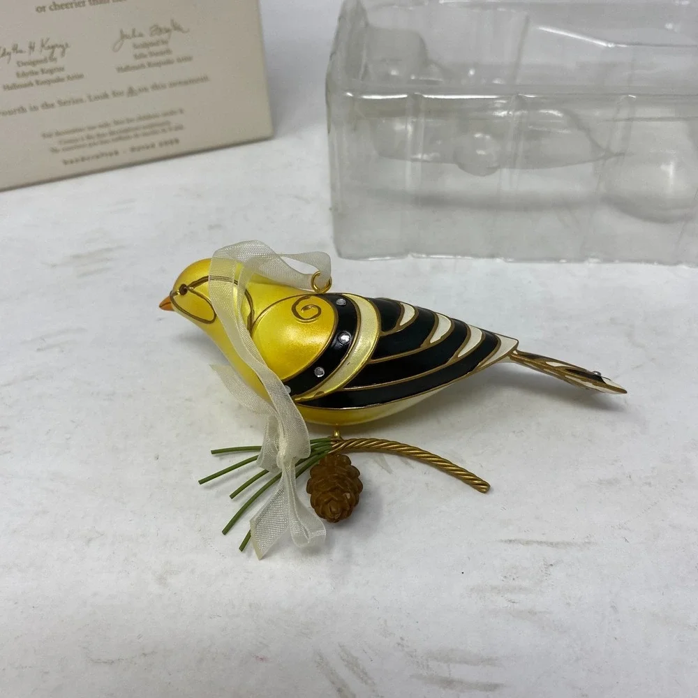 Hallmark‎ Keepsake Goldfinch Ornament 2008 Beauty of Birds Series Christmas Box